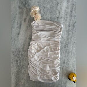 Monique Lhuillier One-Shoulder Ivory Ruched Mini Dress with Floral Accent